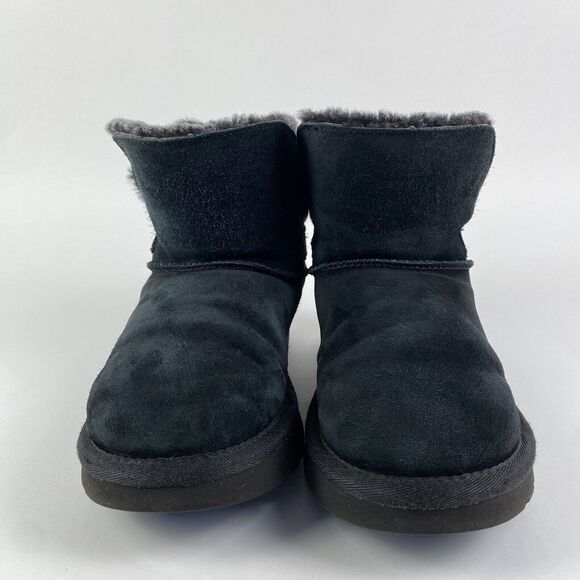 UGG Adria Short Ankle Boots Black Suede Women Size 6 Pre-Owned - Picture 9 of 15